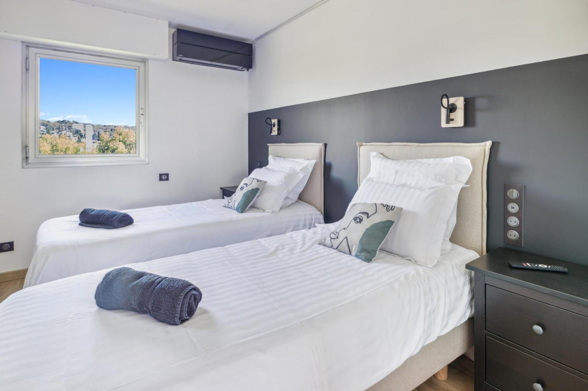 Duplex Villa Les Pins 89M2 Et Terrasse 30M2 Antibes Zewnętrze zdjęcie