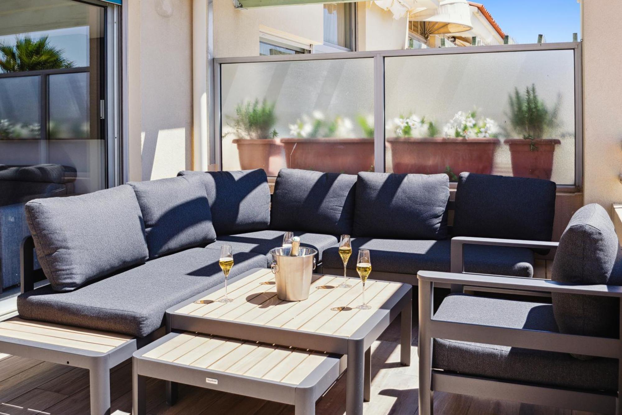 Duplex Villa Les Pins 89M2 Et Terrasse 30M2 Antibes Zewnętrze zdjęcie