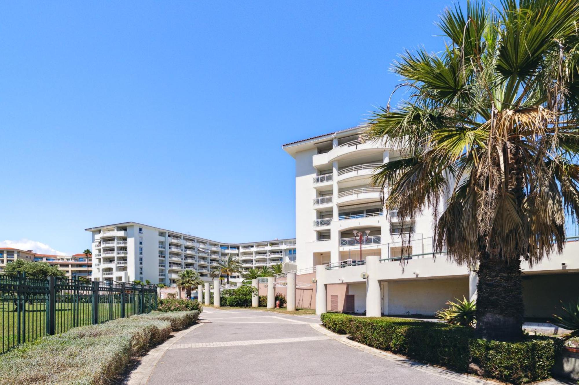 Duplex Villa Les Pins 89M2 Et Terrasse 30M2 Antibes Zewnętrze zdjęcie